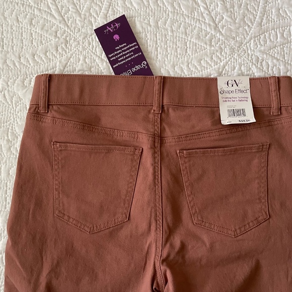 Womens Gloria Vanderbilt Shape Effect Pull On High Rise Capri Pants - Picture 5 of 13